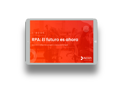 Tablet mostrando el ebook sobre RPA de Agnostic.
